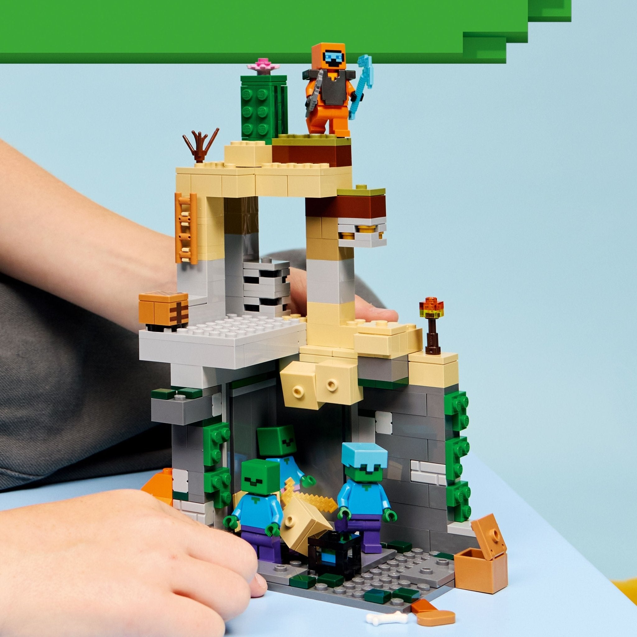 LEGO® Minecraft LEGO® Zombie Dungeon 21587 - Image 5