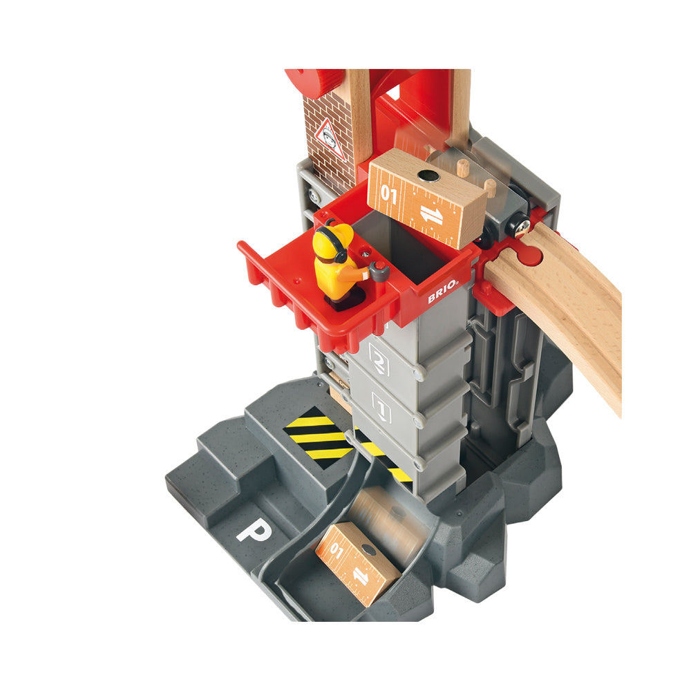 Brio Lift & Load Warehouse Set - Image 4