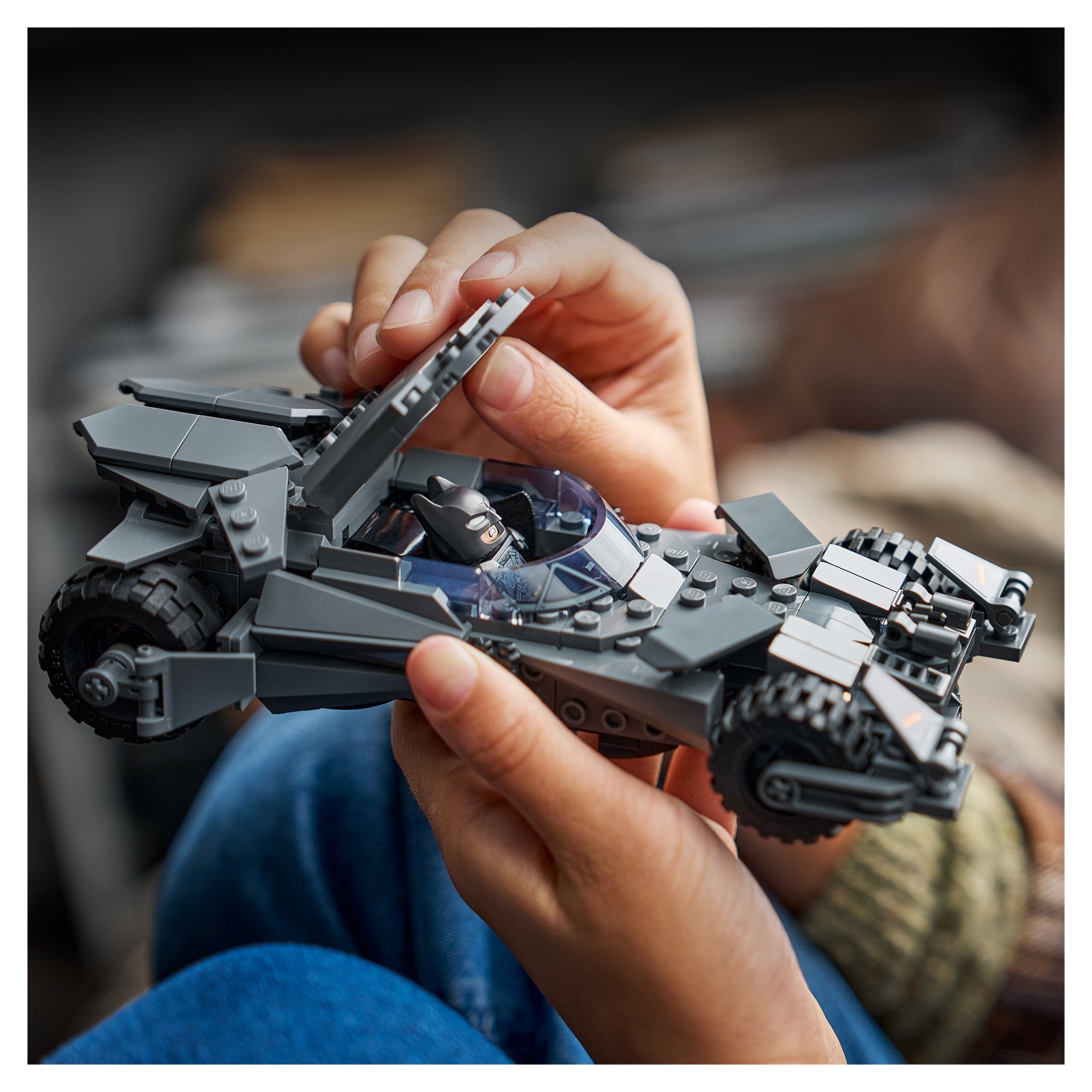 LEGO® DC Batman: Batman v Superman Batmobile 76331 - Image 3