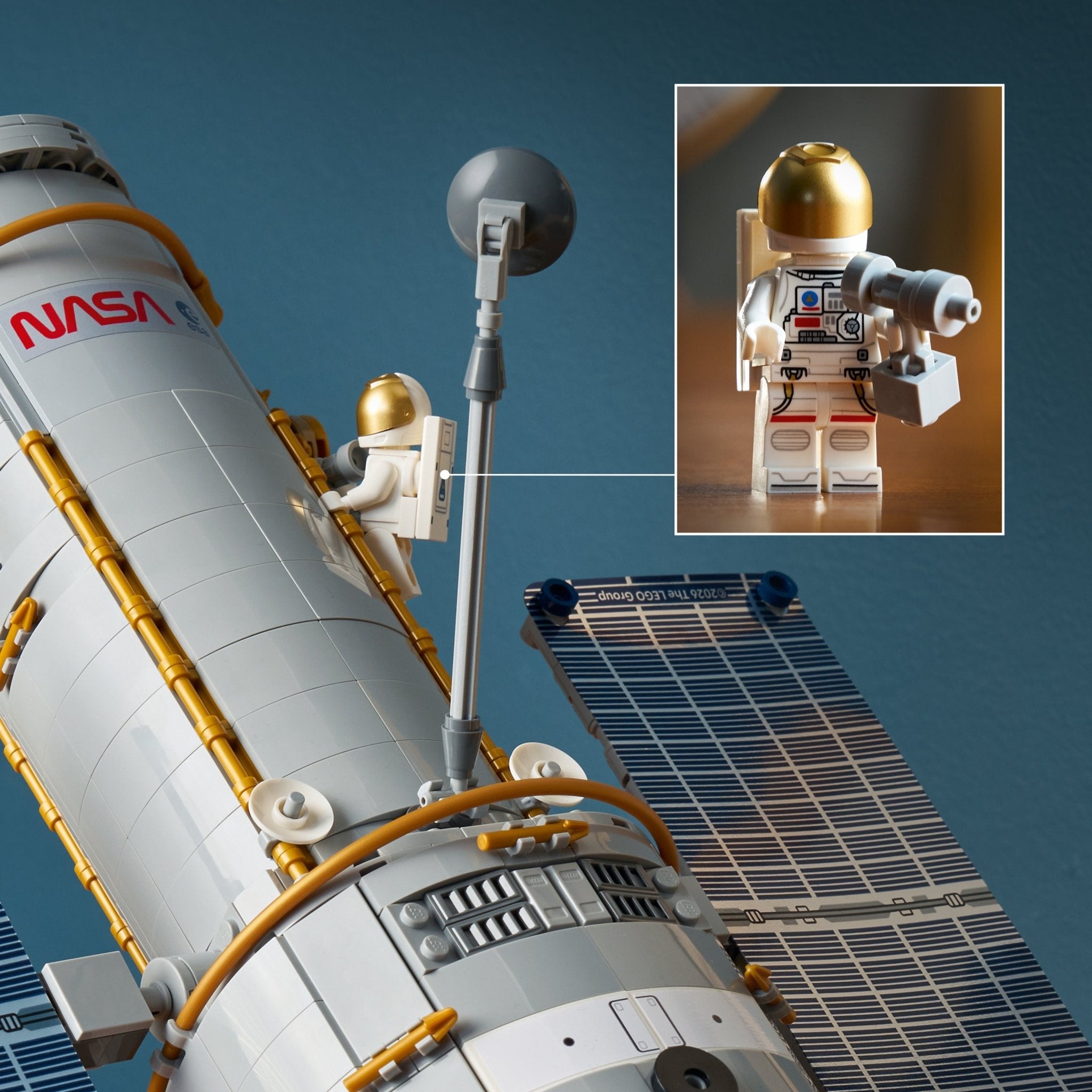 LEGO® Icons Hubble Space Telescope 11382 - Image 6