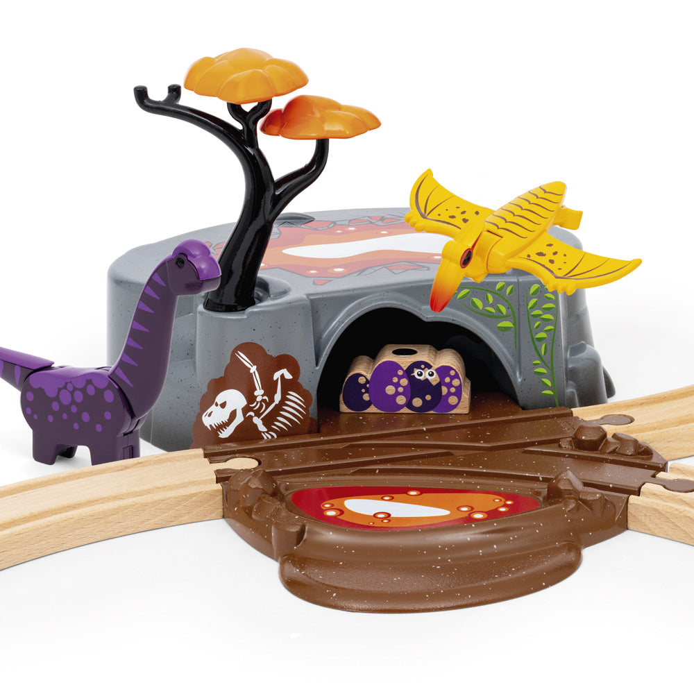 Hot BRIO Dinosaur Adventure Set - Image 5