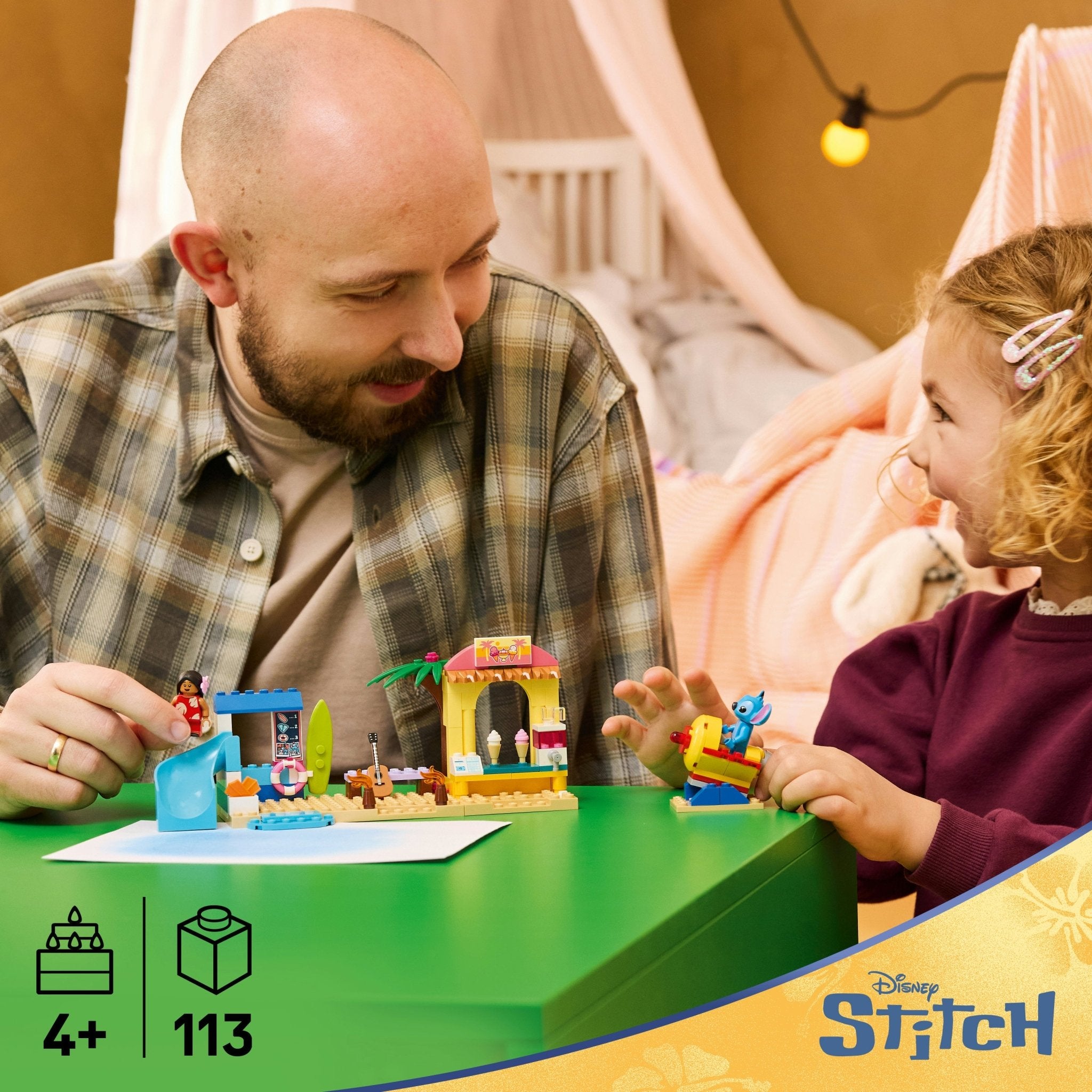 Exclusive LEGO® Disney Beach Fun with Lilo & Stitch 43280 - Image 2