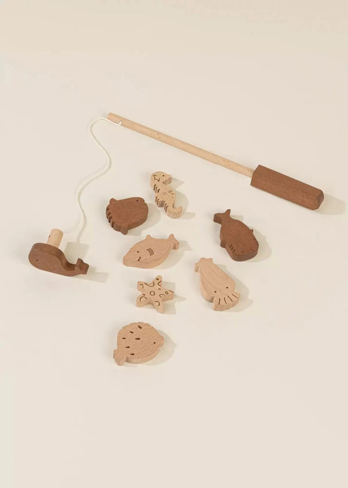 Wooden Fishing Game with Bag - Image 15
