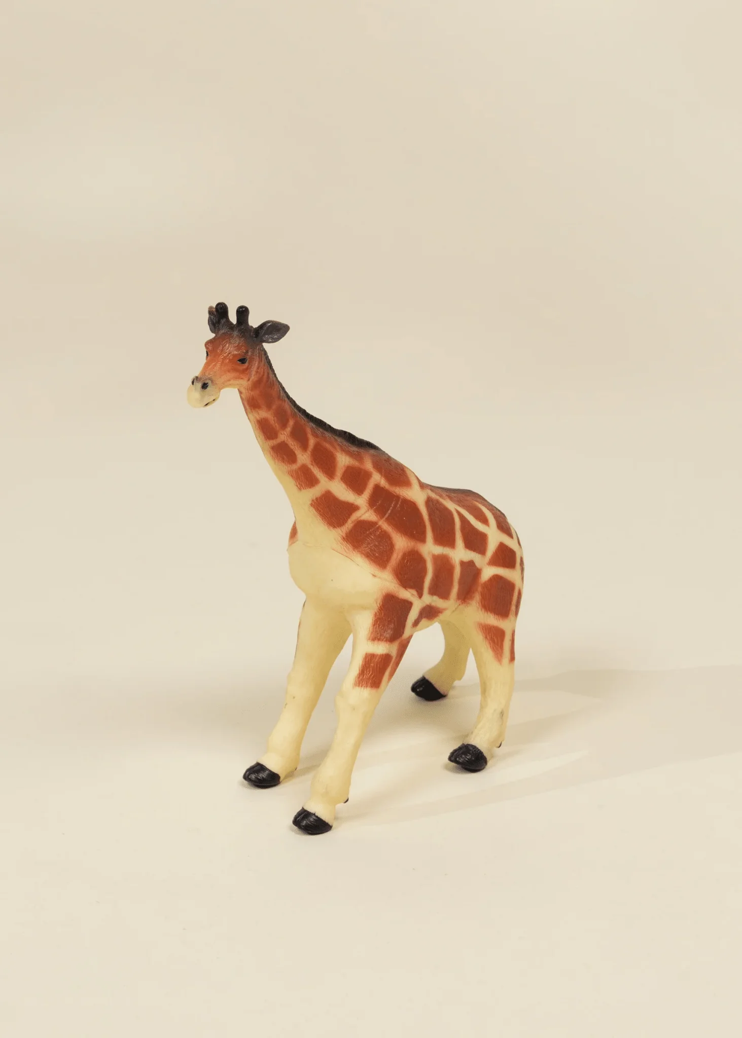 Coco Village Large Wildlife Animal Play Figurine – Giraffe