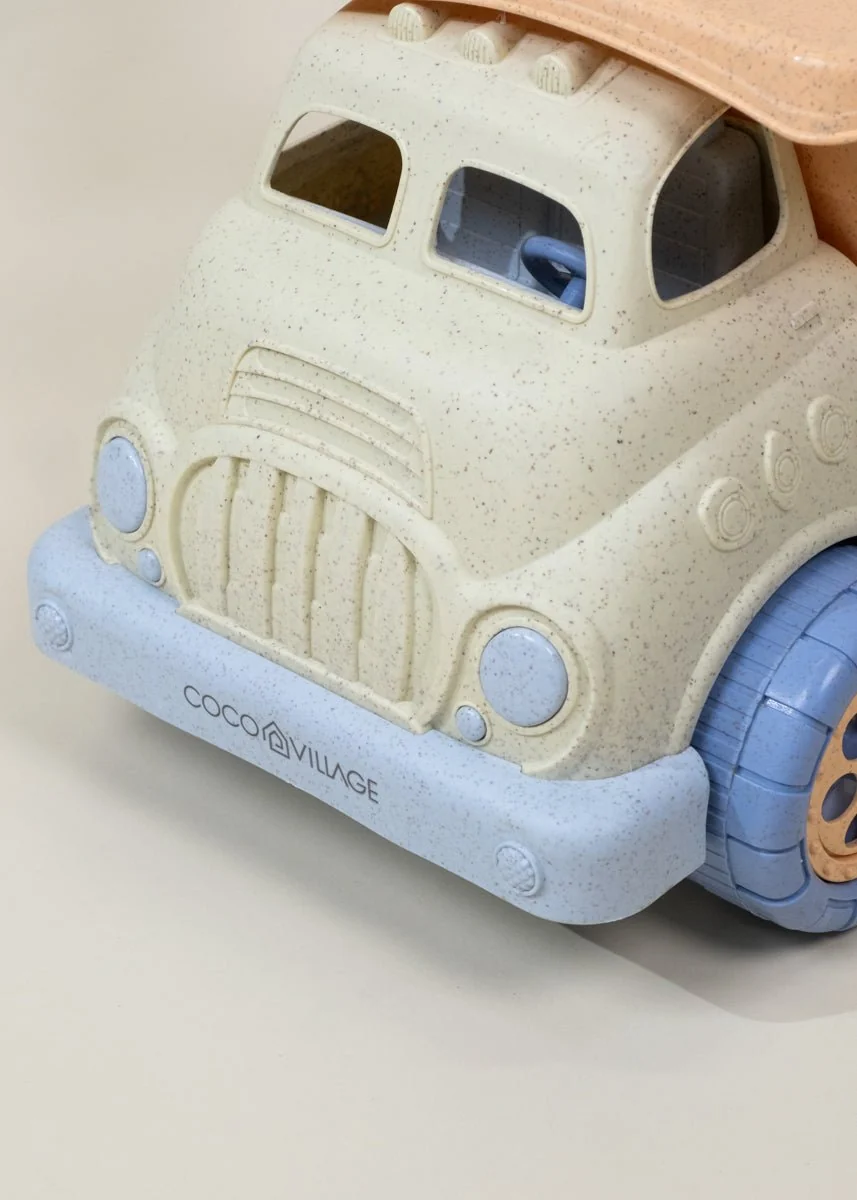 Coco Village Oversized 5-Piece Wheat Straw Sand Toy Set – Dump Truck & Accessories - Image 2