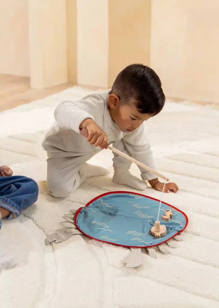 Wooden Fishing Game with Bag - Image 18