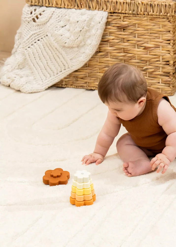 Coco Village Set of 6 Silicone Stackable Flowers - Image 13