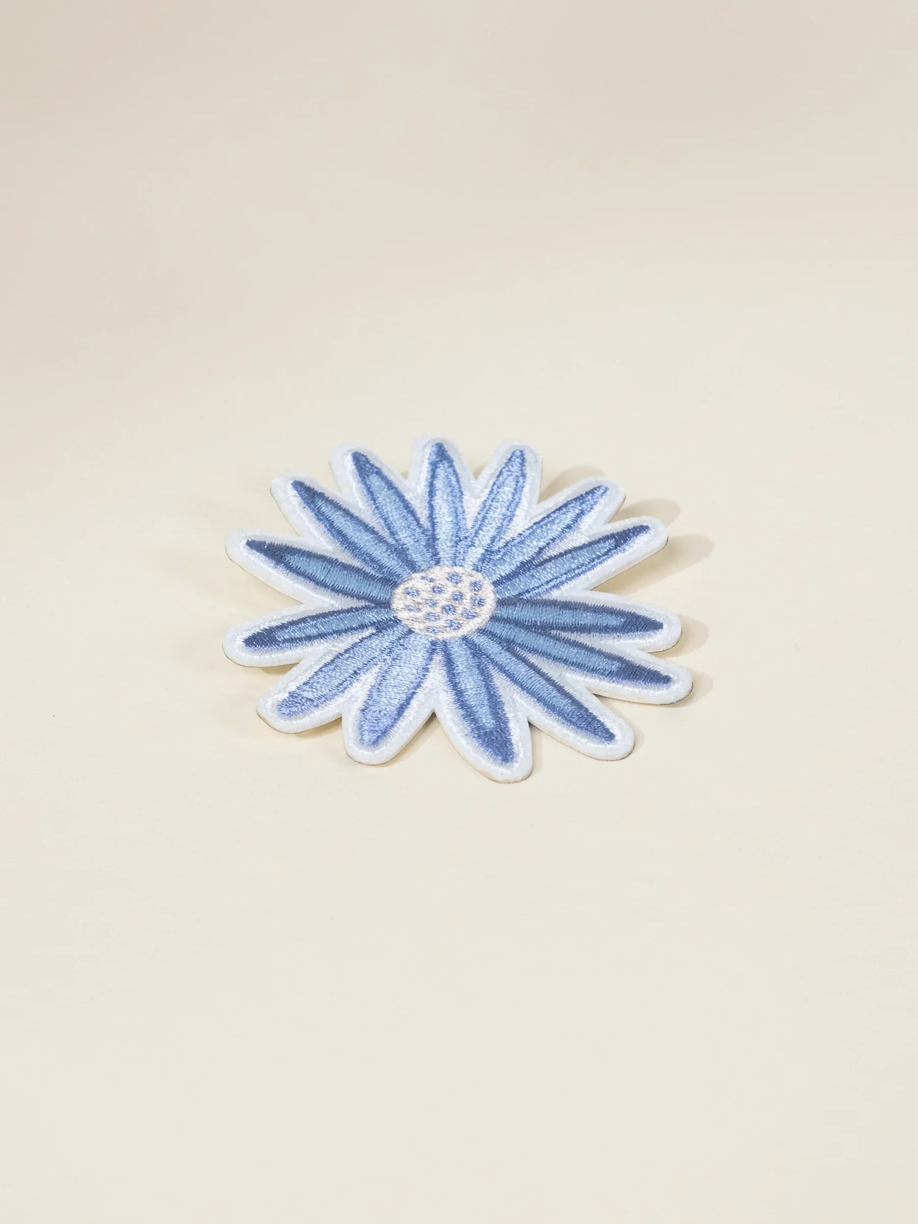Reusable Stick-On Patch - Daisy - Image 3