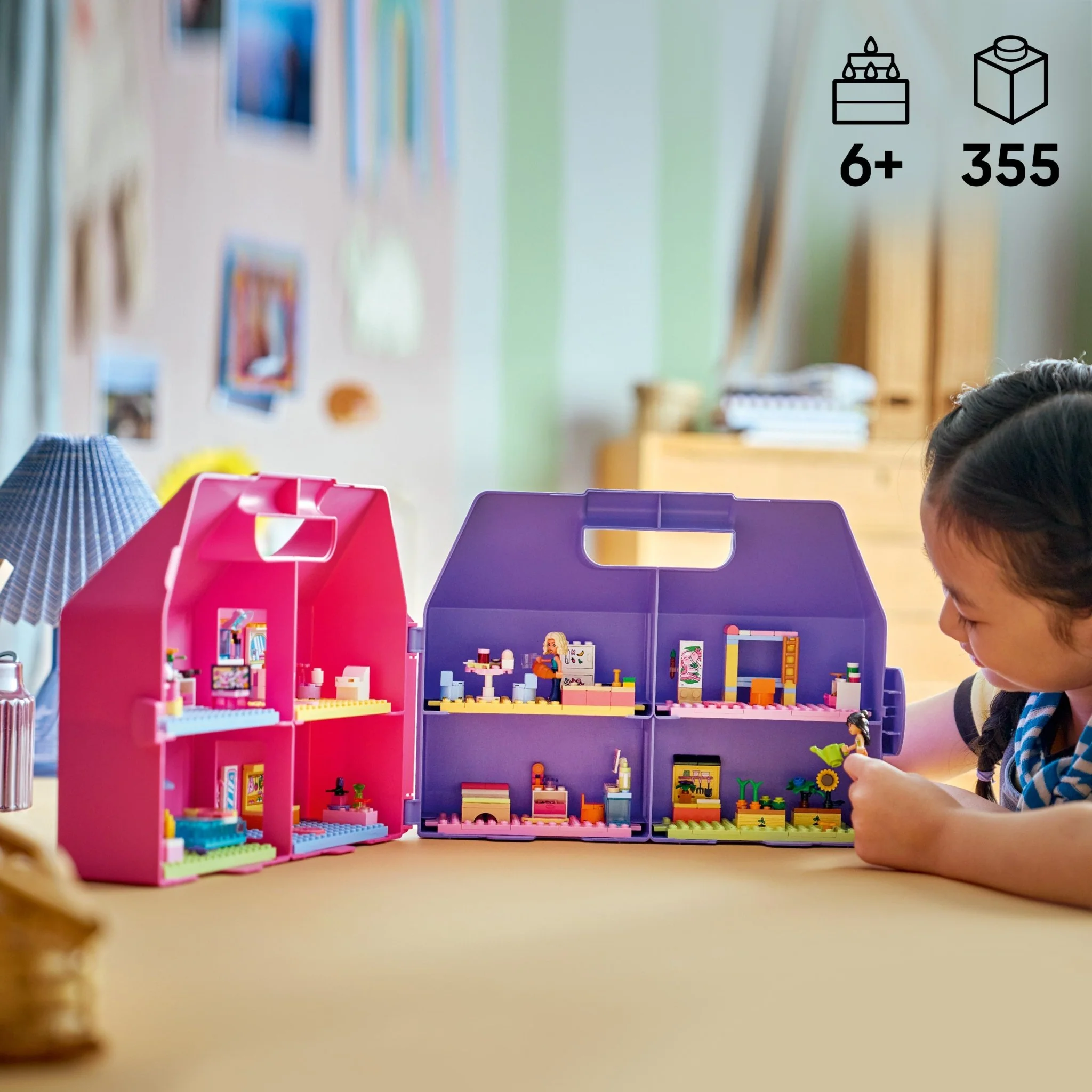 LEGO® Friends Creative Dollhouse Suitcase 42697 - Image 2
